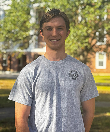 Photo of Matthew Selli, class of 2028, a white male with brown hair.